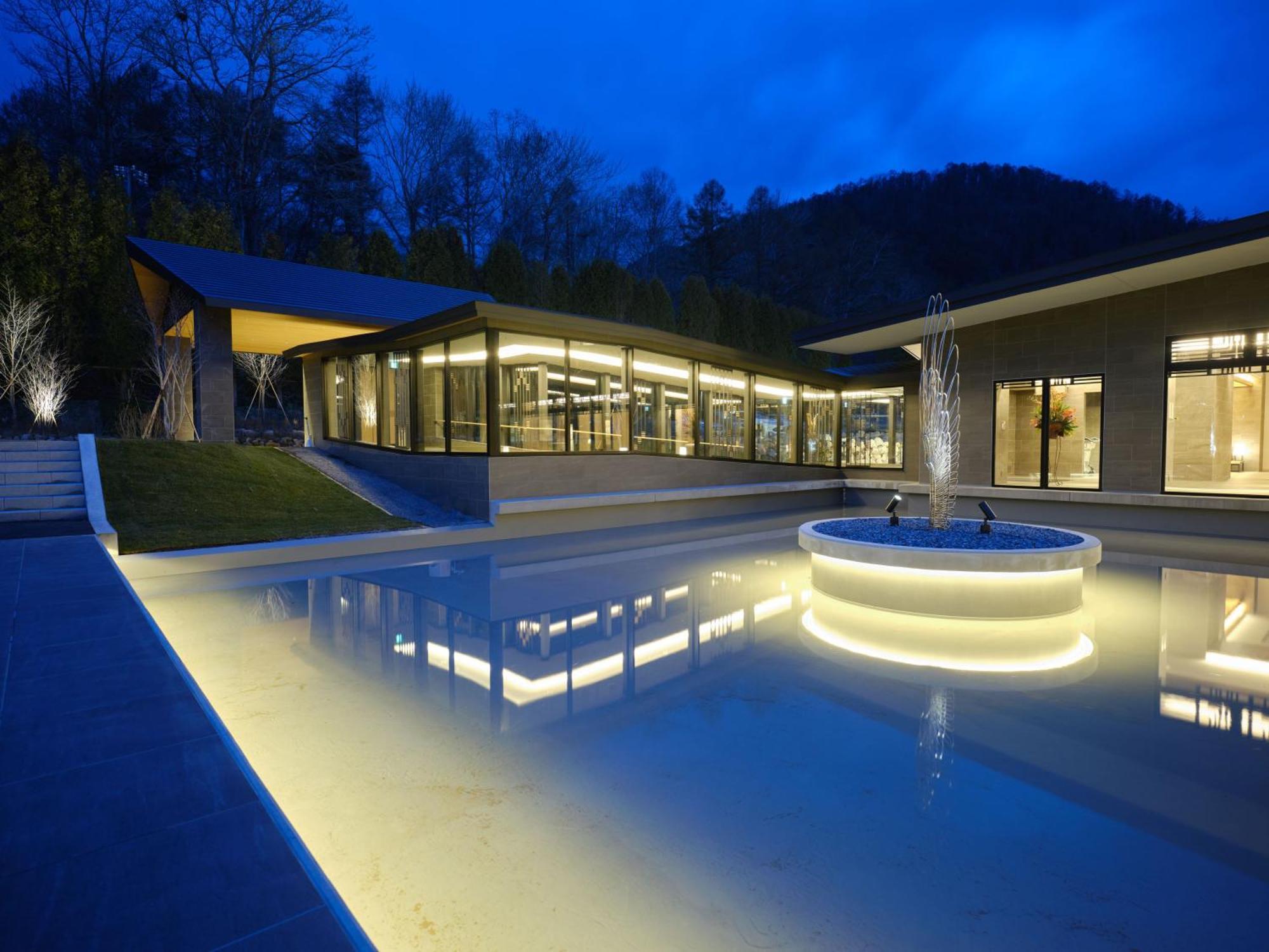 Lake Toya Tsuruga Resort Hikarinouta Toyako Екстер'єр фото